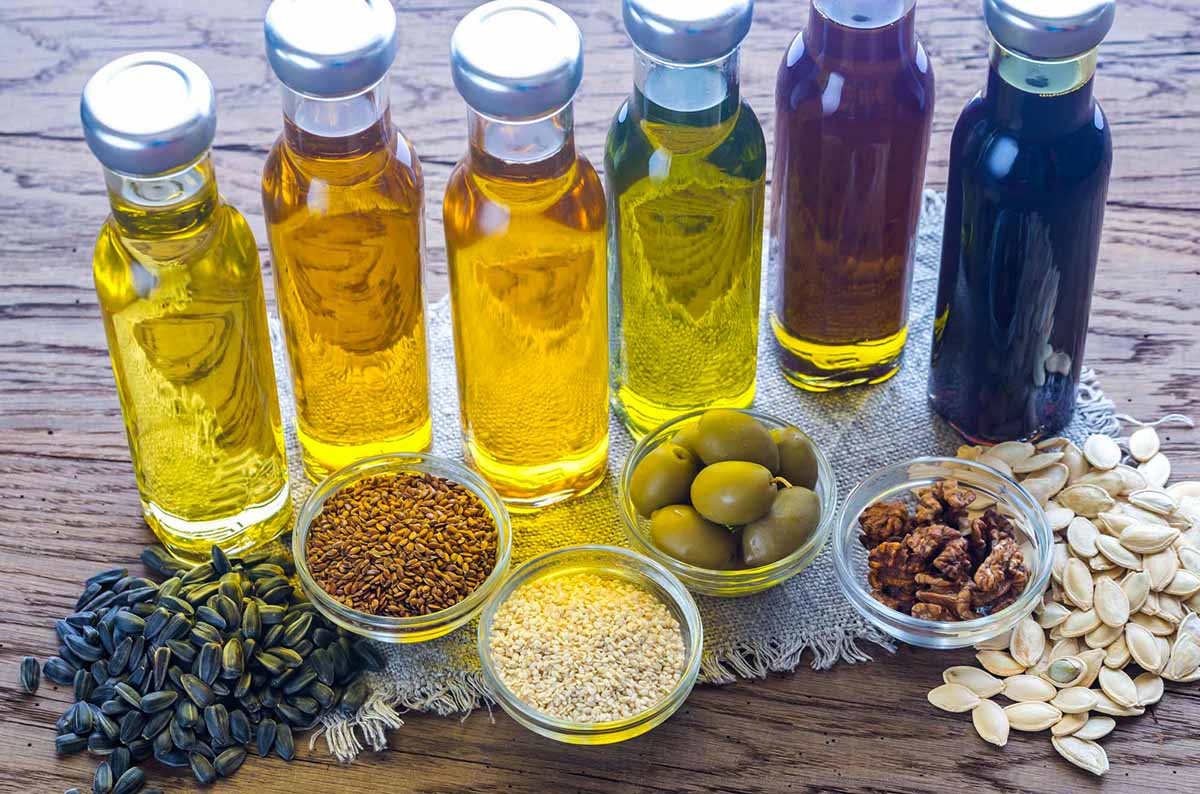 روغن های گیاهی (بادام شیرین و تلخ، بادام زمینی، پنبه دانه)