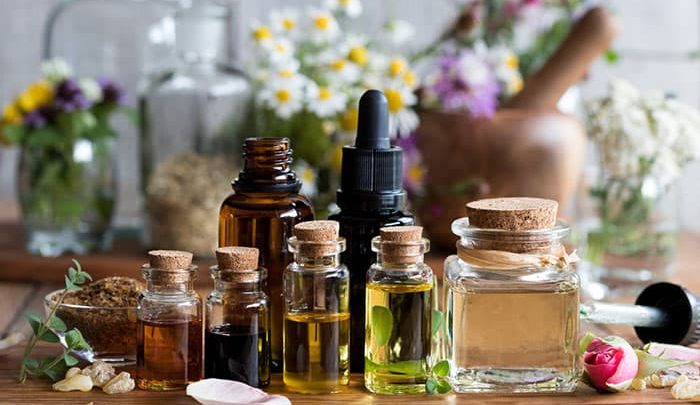 روغن های گیاهی (گلرنگ، گیاه کبریت، نارگیل)