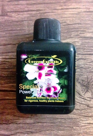 کود کامل مخصوص گلدهی Green