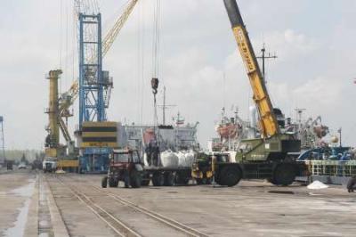 قرنطینه گیاهی137 هزار تن محموله کشاورزی وارداتی در بندر فریدونکنار