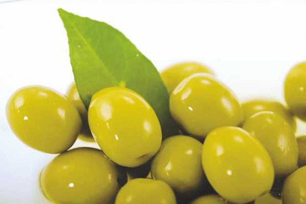 عصاره برگ این درخت لاغر کننده است