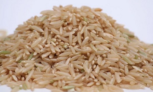 با برنج پوستتان را صاف و شفاف کنید!