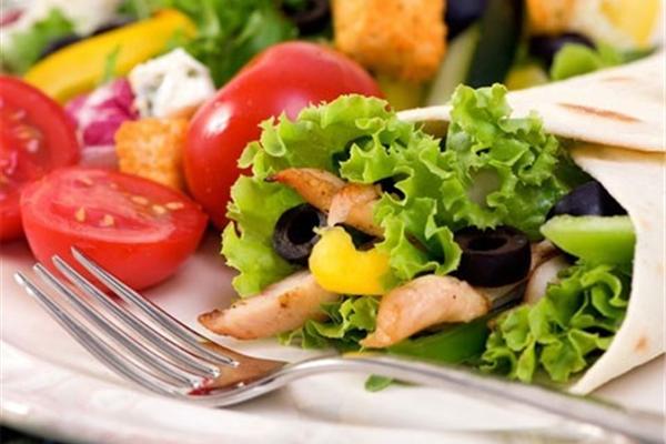 معجزه نگاه کردن به غذا و سکوت اختیار کردن در هنگام غذا خوردن