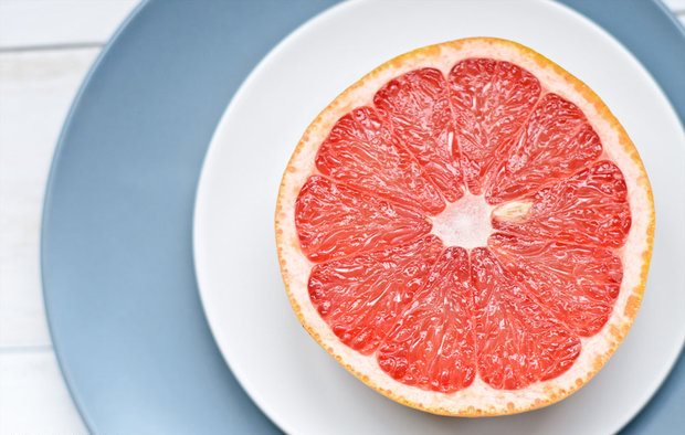 خواص گریپ فروت/جلوگیری از تشکیل سنگ کلیه تا کاهش وزن