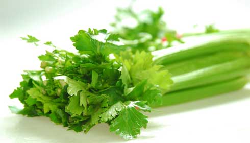 فواید کرفس در سلامت پوست