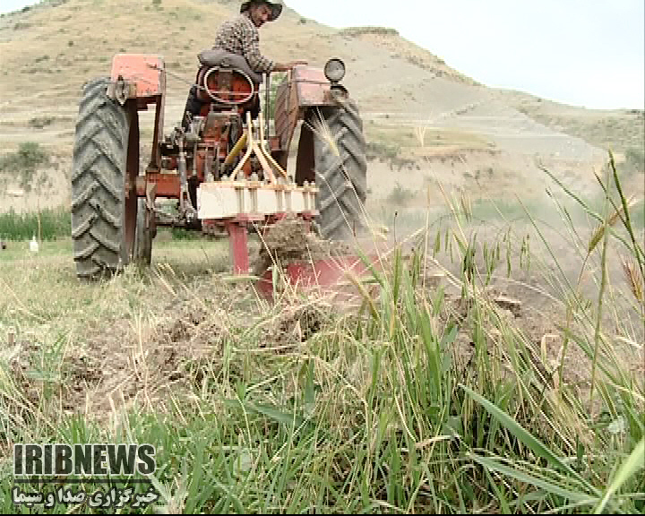 فرسودگی ۵۰ درصد ماشین آلات کشاورزی
