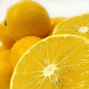 دلایلی محکم برای مصرف میوه‌ای زردپوش