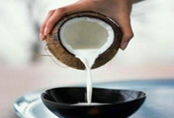 شیر نارگیل، بهترین نوشیدنی بعد از شیر مادر