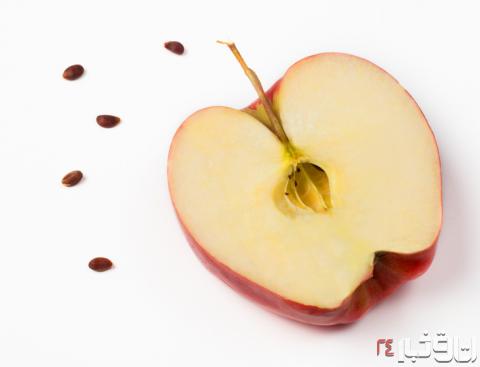 دانه‌های سیب را نخورید
