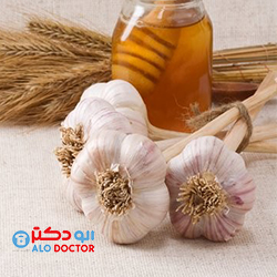 درمان خانگی عفونت‌، سرماخوردگی، سرفه، تب و زخم‌ را با سیر و عسل!