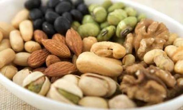 ضرورت استفاده از تنقلات گیاهی در ایام عید