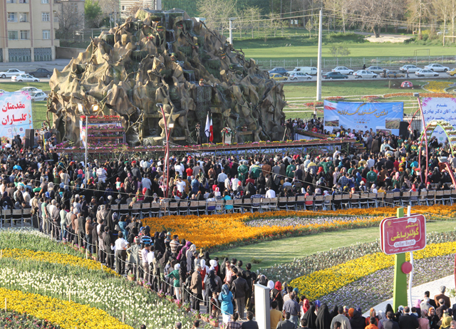 جشنواره گلها و لاله ها در باغ شهر اورمیه