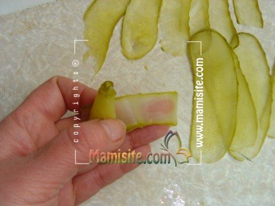 تزئین خیارشور به شکل گل رز+ تصاویرحالب