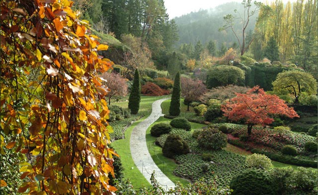 تصاویر زیباترین و بزرگترین باغ گل دنیا