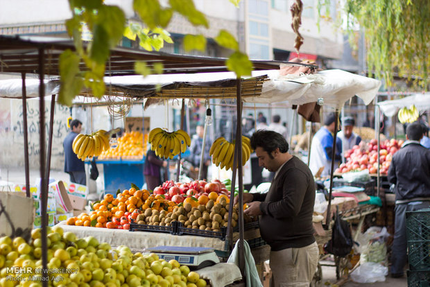 بازار میوه گنبد کاووس